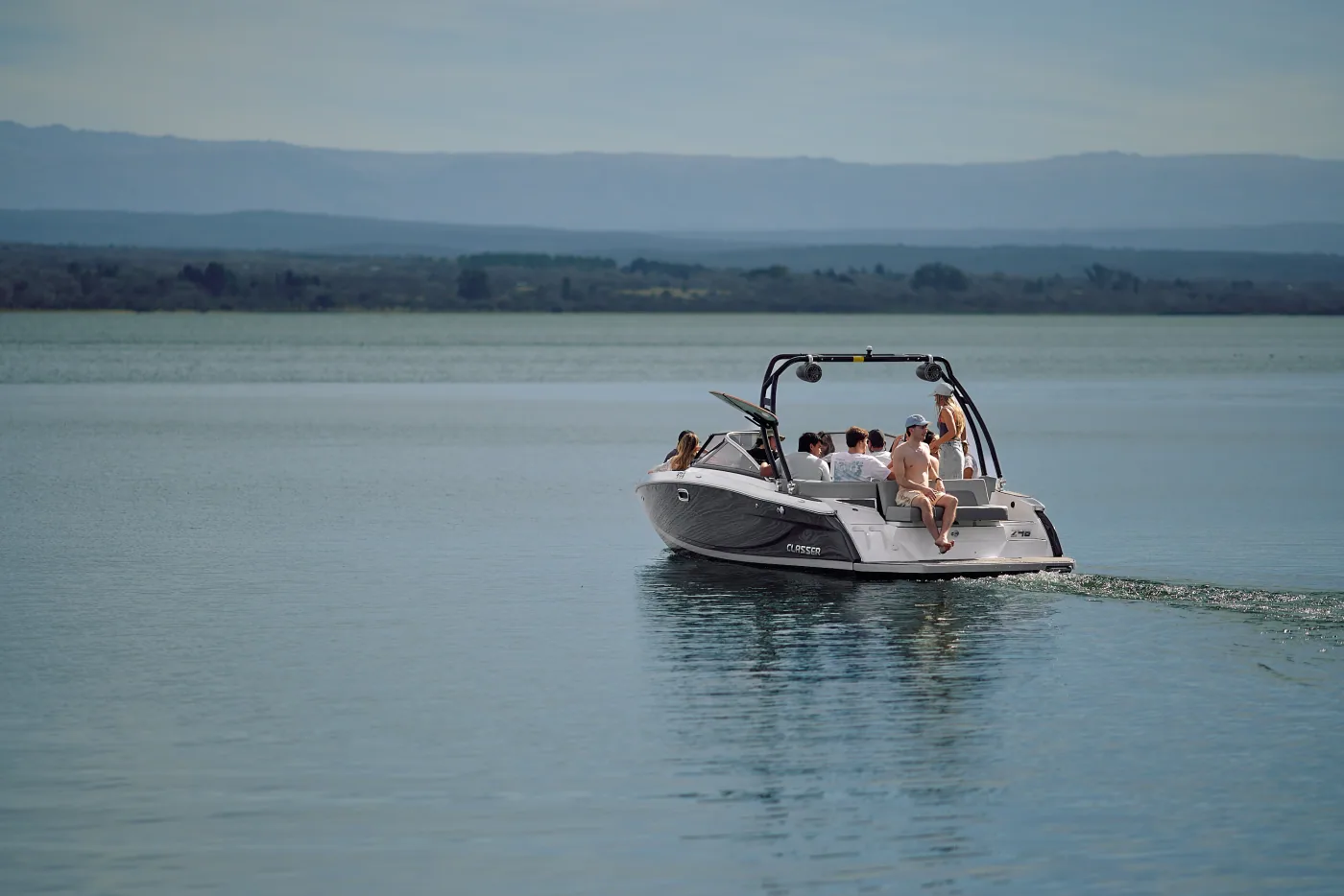 Exterior Classer 246 DF — imagen 2